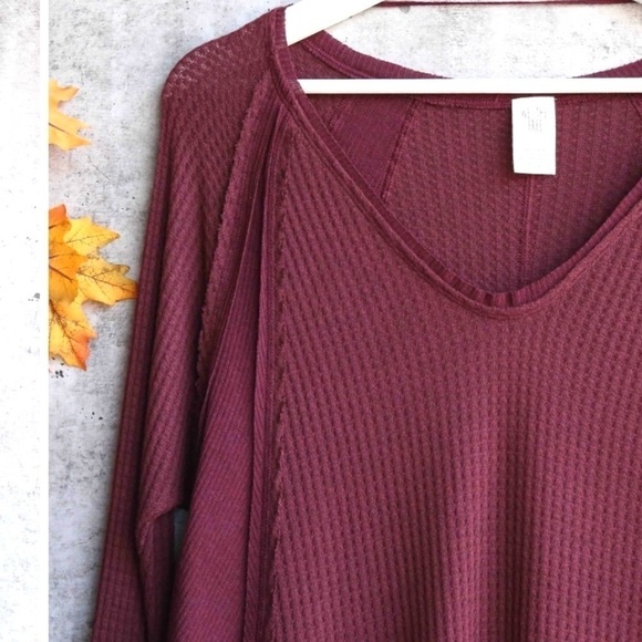 We the Free People Waffle Knit Laguna Thermal Long Sleeve Burgundy Shirt XS - Picture 4 of 12